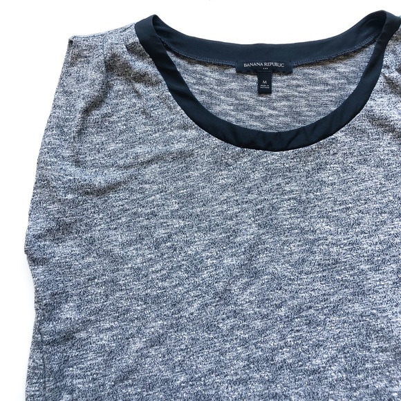 BANANA REPUBLIC Sleeveless Heathered Gray Blouse, Cinched Hem - Picture 2 of 3